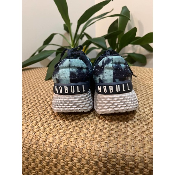 Stylish Athletic Shoes in Blue Tie-Dye - Picture 4 of 10